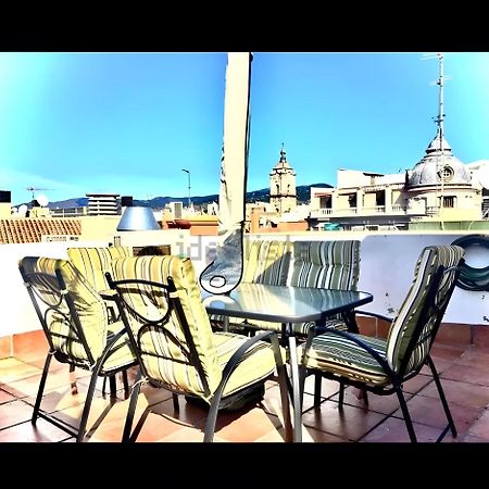 Atico Corazon De Atarazanas Apartment Malaga Luaran gambar